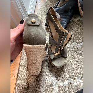 Multiple show listing.